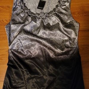 Tahari top, size M